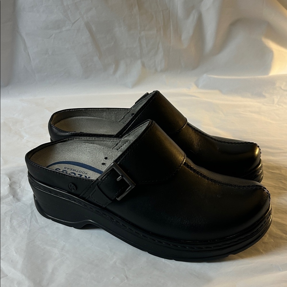 Klogs Black Leather Mules